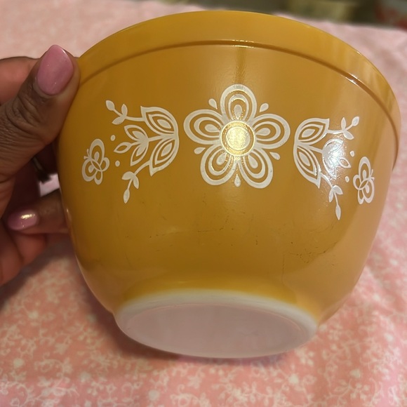 Pyrex Butterfly Gold 401 Mixing Bowl - Picture 5 of 6